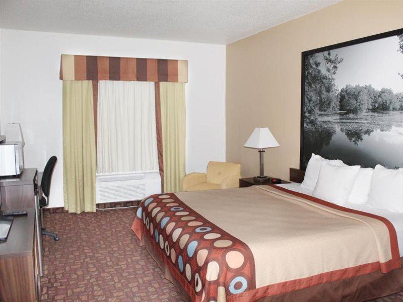 Super 8 By Wyndham Three Rivers Buitenkant foto